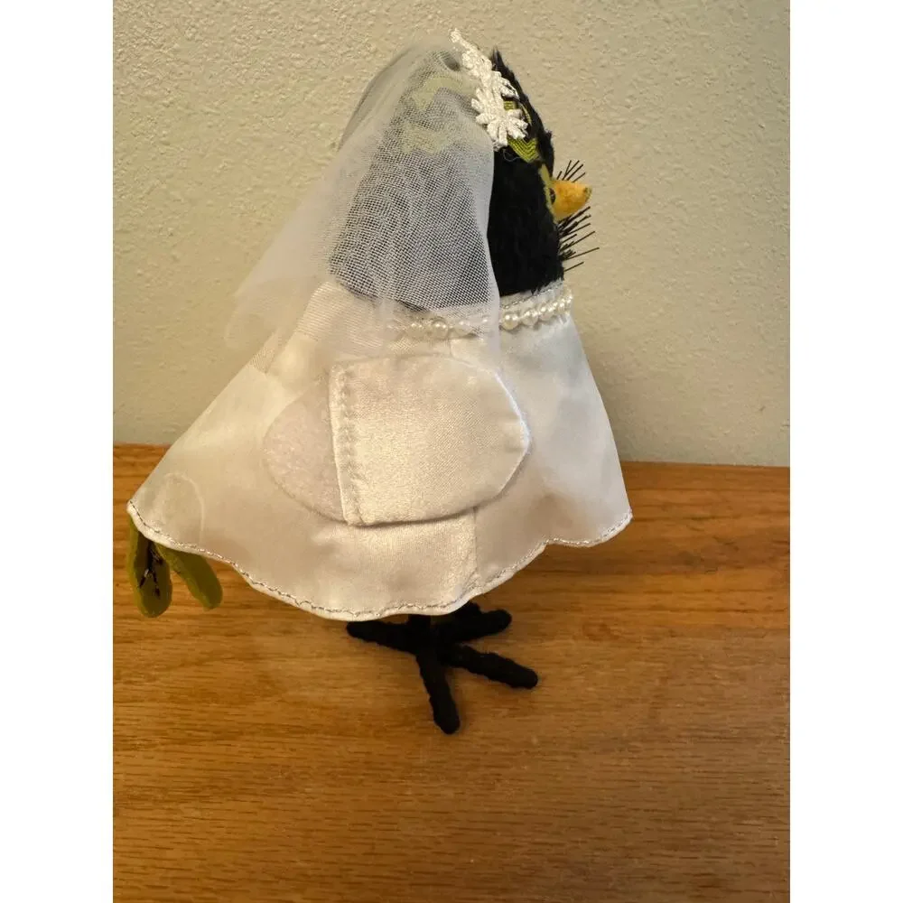 Target Halloween Bird Hyde & Eek 2023 Freda Bride NWOT